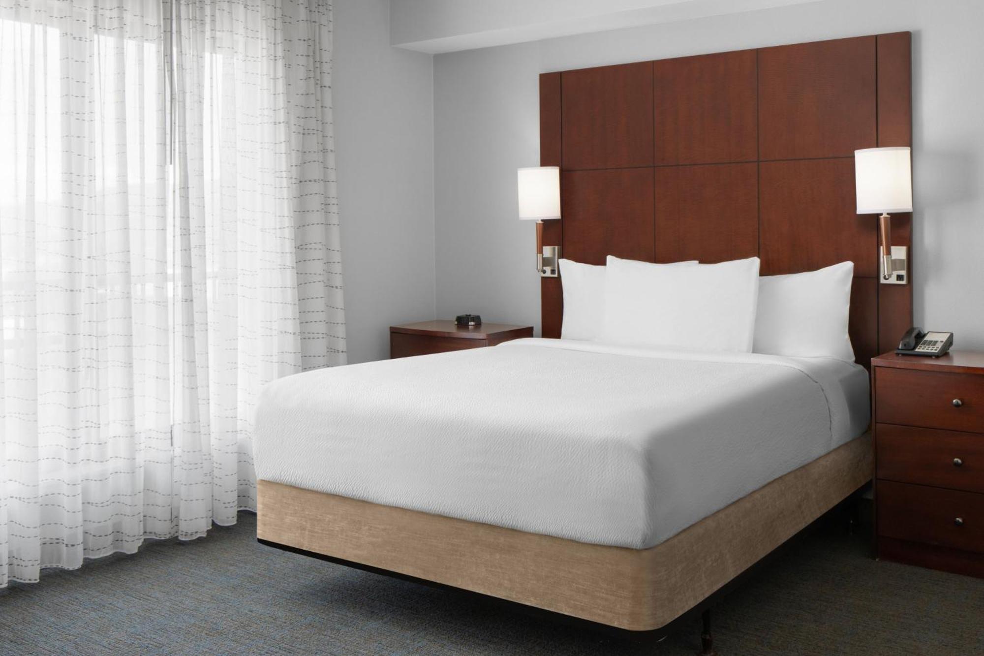 Residence Inn Los Angeles Burbank/Downtown Exterior photo